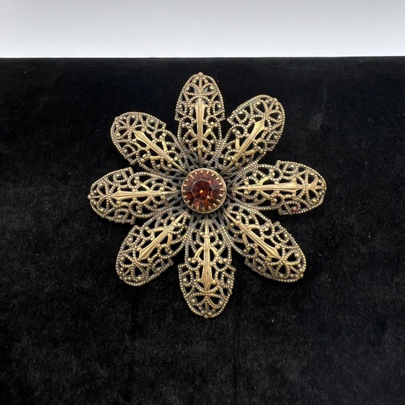 Vintage Hobé Flower Pendant - Picture 1 of 3